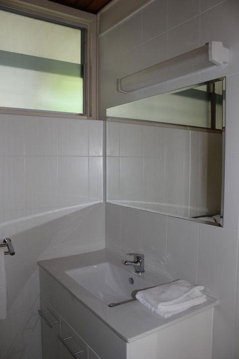 Arcadia Village Motel - Accommodation Brisbane 6