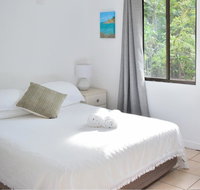 1 min. Walk To Beach Horeseshoe Bay Holiday Units - Accommodation Brisbane
