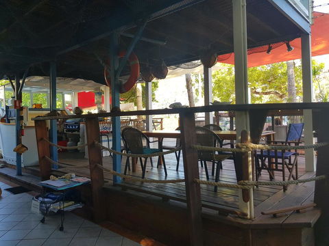 Arcadia Beach Guest House And Car Hire - Accommodation Brisbane 39