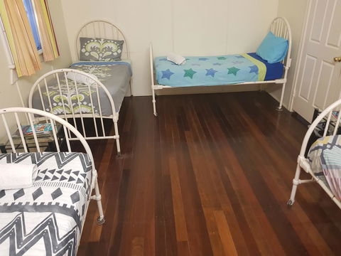 Arcadia Beach Guest House And Car Hire - Accommodation Brisbane 18
