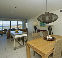 Blue on Blue Apartment 933 - Accommodation Brisbane