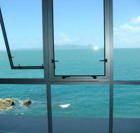 Best at Bright Point Absolute Waterfront 4 bedroom apartment - Accommodation Brisbane