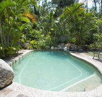 John's Tropical Island Home - Accommodation Brisbane