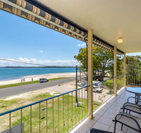 Water Views - Top Floor -Clearview Apartments South Esp Bongaree - Accommodation Brisbane