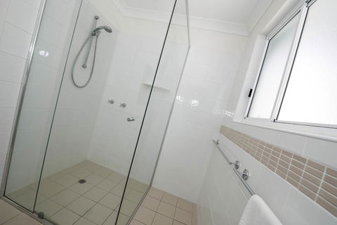 Samarinda Jewel By The Sea - Accommodation Brisbane 4