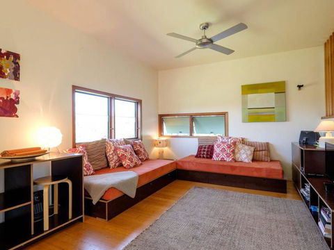 Eddies Place - Accommodation Brisbane 13