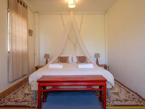 Eddies Place - Accommodation Brisbane 5