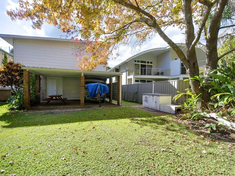 'Beachside' Shoal Bay, Unit 6 - Accommodation Brisbane 2