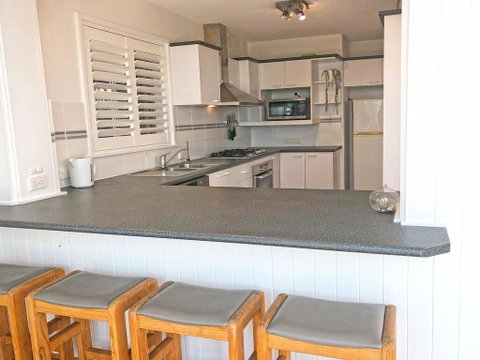 'Mooring One Downstairs', 23 Shoal Bay Rd - Fantastic Ground Floor Duplex With Views, WIFI And Air Conditioning - Accommodation Brisbane 2