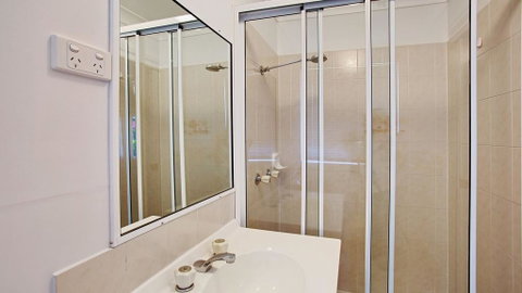 'The Hideaway' At Shoal Bay - Accommodation Brisbane 3
