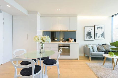 08, 1Bd 1Bth SkyCastle, Lvl 55 StunningView, FreeTram - Accommodation Brisbane 3