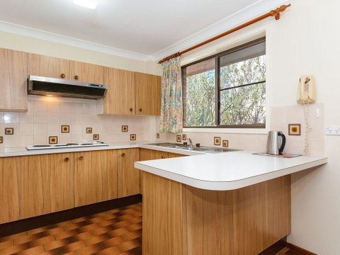 1 'Monterea' 3 Ondine Close - Walking Distance To Beach - Accommodation Brisbane 3