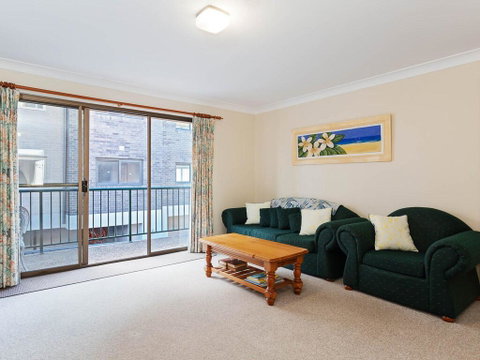 1 'Monterea' 3 Ondine Close - Walking Distance To Beach - Accommodation Brisbane 2