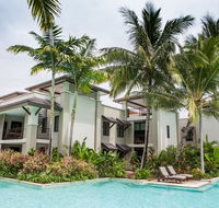 131 Sea Temple Luxury Swimout Apt. - Accommodation Brisbane