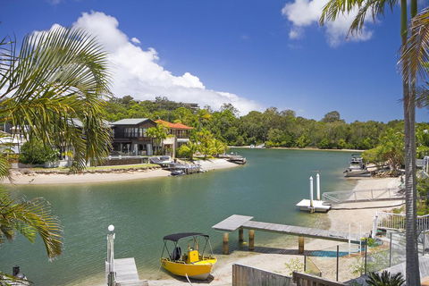 15 Cooran Court, Noosa Sound - Accommodation Brisbane 0