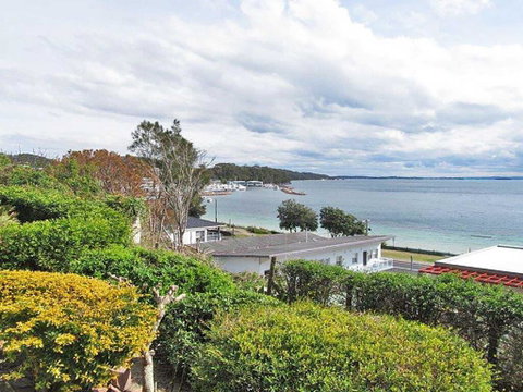 2 'Highpoint' 4 Magnus Street - Two Bedroom Unit Close To Nelson Bay CBD - Accommodation Brisbane 2