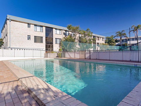 2 'The Dunes', 38 Marine Drive - Pool, Tennis Court And So Close To The Beach - Accommodation Brisbane 1