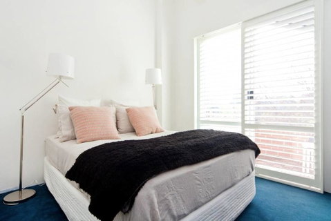 2 Bed Sydney Executive Apt Close To City - Accommodation Brisbane 2