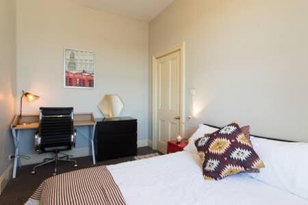 2 Bedroom Harbour View At The Rocks Heart Of CBD - Accommodation Brisbane 2