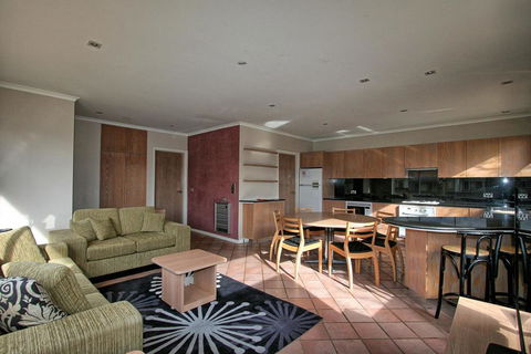 2 Munyang Street, Jindabyne - Accommodation Brisbane 0