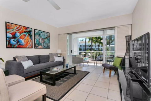 2121 BEACH CLUB - Accommodation Brisbane 1