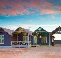 22 Kestrel Place- PRIVATE JETTY - Accommodation Brisbane