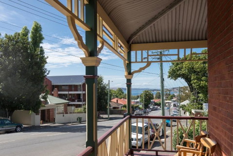26 Byron Street - Accommodation Brisbane 1