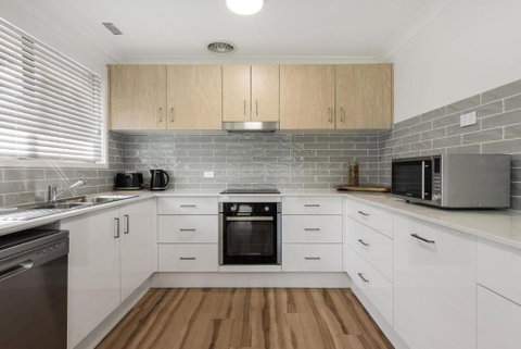 Beach Retreat - Belle Escapes Jervis Bay - Accommodation Brisbane 2