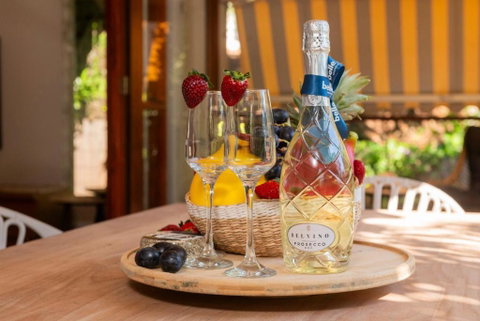 Belle Escapes Tuscany In The Tropics Cairns - Accommodation Brisbane 3