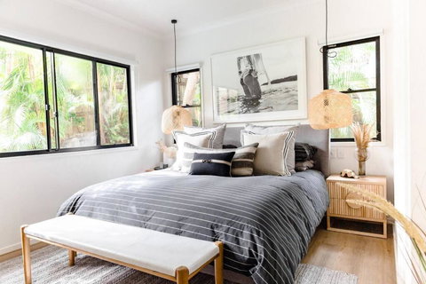 BERRIMA LUXE - Noosa Hill Home - Heated Pool - Accommodation Brisbane 2