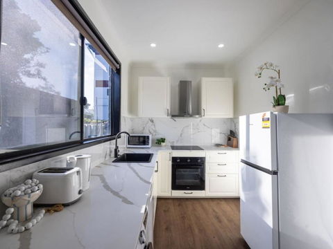 Best Affordable 3B Unit CBD Steps To River N Stadium - Accommodation Brisbane 1