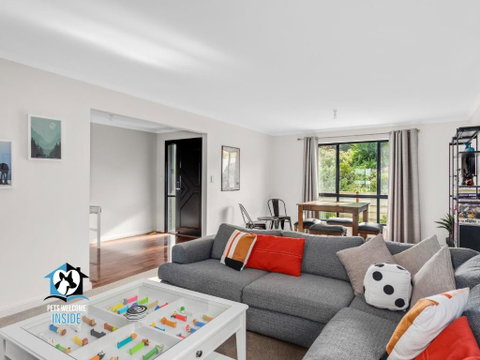 Big House With Views And Fab Pop Culture Vibe - Accommodation Brisbane 2