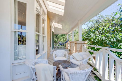 BLAIRGOWRIE OCEAN BLISS..has It All - Accommodation Brisbane 3