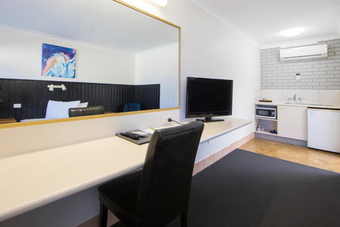 Caboolture Motel - Accommodation Brisbane 1