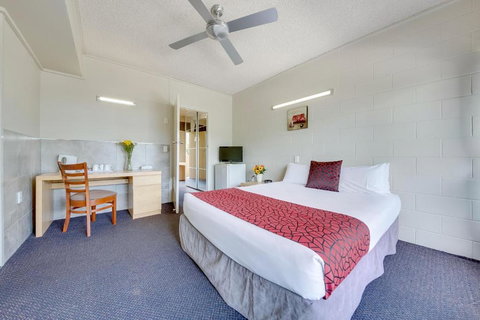 Camelot Motel - Accommodation Brisbane 4