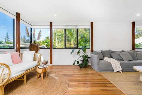 Canopy II - Beach House In The Heart Of Byron Bay - Accommodation Brisbane 3