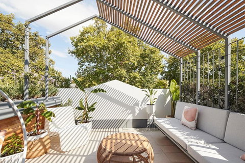 Canopy Terrace - Retreat To Voguish Urban Charm - Accommodation Brisbane 0