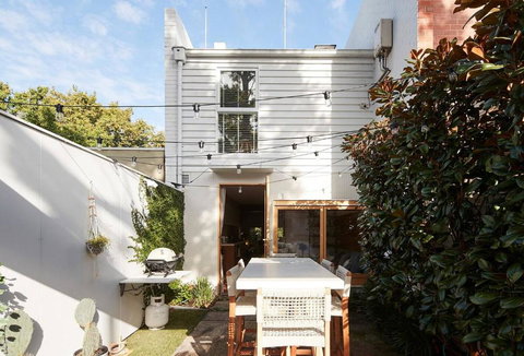 Canopy Terrace - Retreat To Voguish Urban Charm - Accommodation Brisbane 1