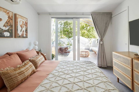 Canopy Terrace - Retreat To Voguish Urban Charm - Accommodation Brisbane 4