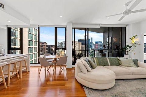 Capri Luxury Apartments Newstead - Accommodation Brisbane 0