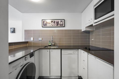 CBD Central - 1BDR Apt - Sebel 4 Star Resort - Accommodation Brisbane 2
