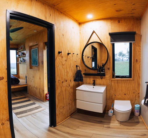 Daisy The Tiny Cabin In Toodyay - Accommodation Brisbane 1