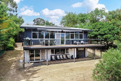 Dawn Retreat - Accommodation Brisbane 1