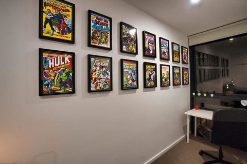 DC Vs Marvel Theme Ft Arcade Machine Pool Gym Sauna BBQ - Accommodation Brisbane 4