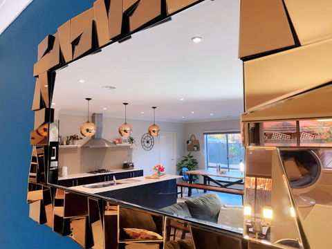 Designer Decor Home With 8Beds At Williams Landing - Accommodation Brisbane 1