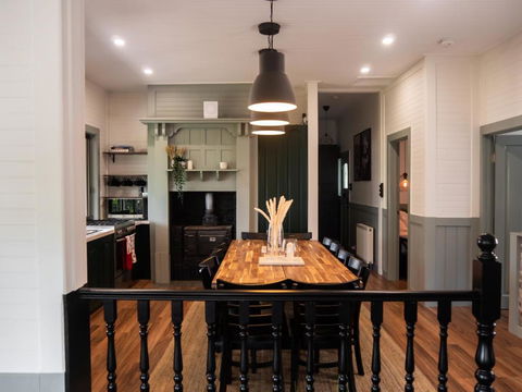 Di Maggio House - Luxury Interiors - Free Parking And Wi-Fi - Accommodation Brisbane 3