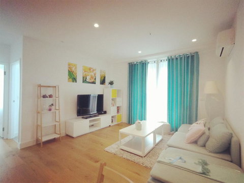 2BR Apartment With Style - Accommodation Brisbane 0