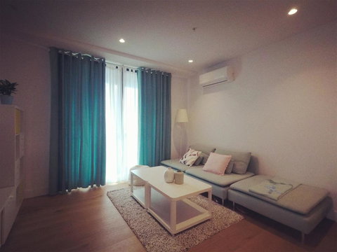 2BR Apartment With Style - Accommodation Brisbane 3