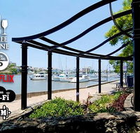 2BR Lovely River  Retreat Pool Gym Wine Netflix - Accommodation Brisbane