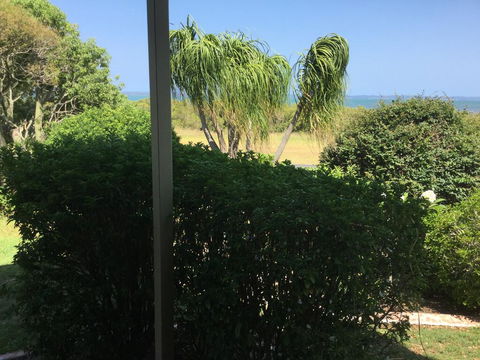 3 Sea/Fraser Island View Deckings, Beachfront, Marina - Accommodation Brisbane 2